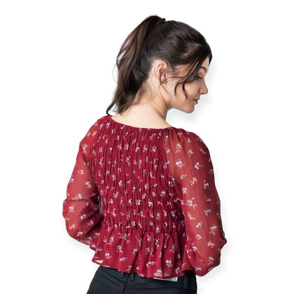 NWT American Eagle AE Smocked women's Floral blouse Top - Picture 5 of 9